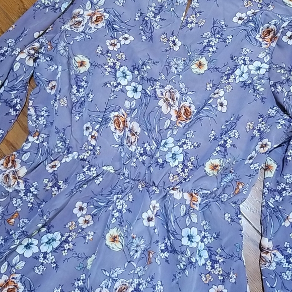 Romper - Picture 7 of 8